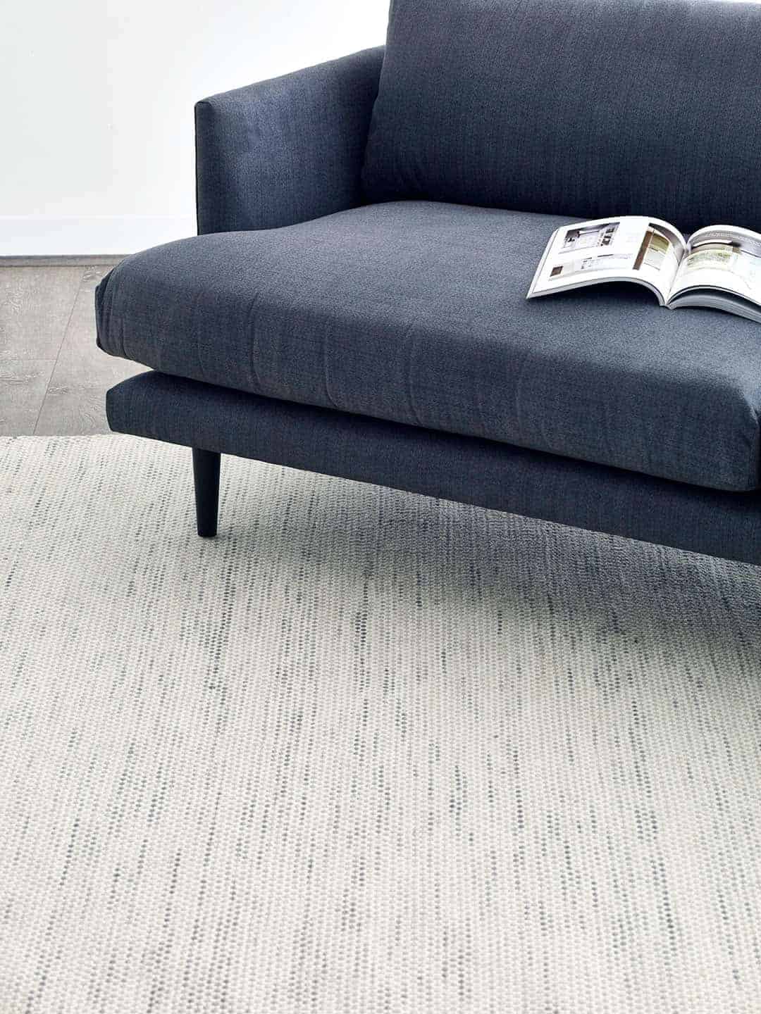 subi-silver-ivory-wool-stans-rug-centre-1