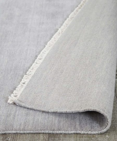 Diva-moonstone-silver-grey-stans-rug-centre-hand loom knotted pure wool rug