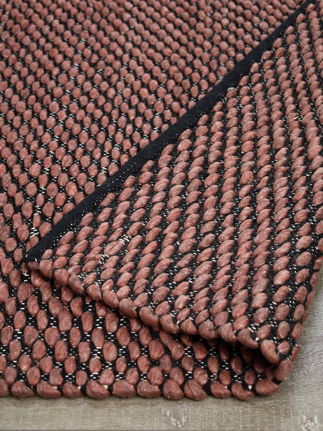 palmas rust wool flat weave texture stans rug centre
