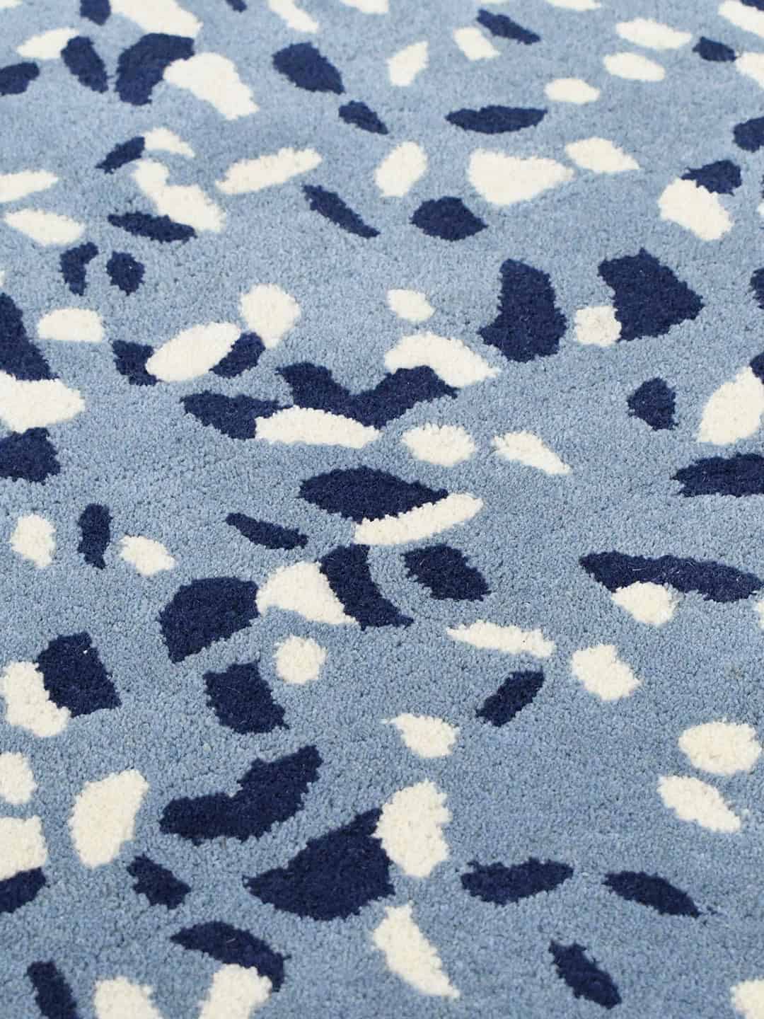 Terrazzo-malibu-blue-stans-rug-centre-wool