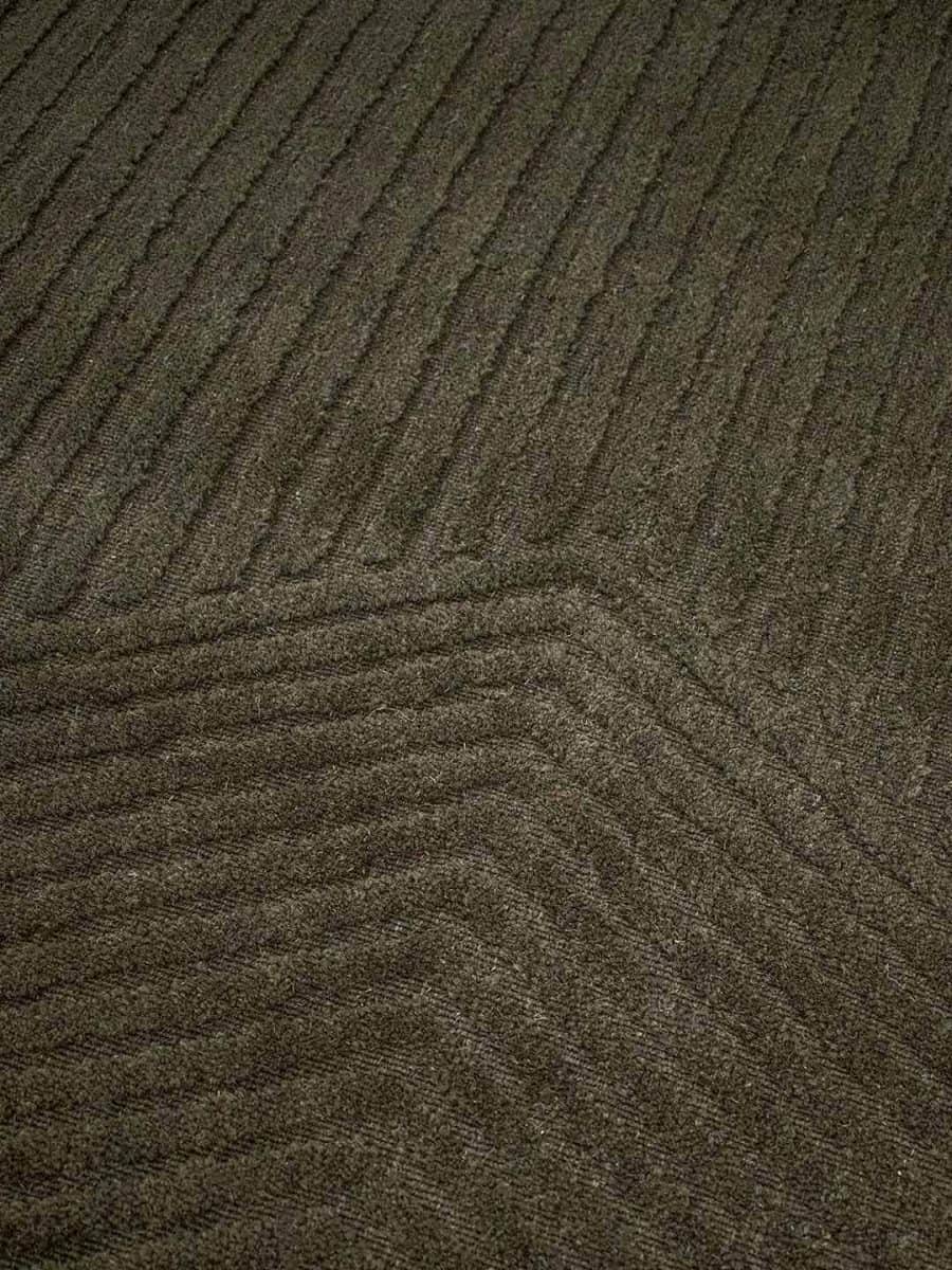 Elm-Olive-green-stans-rug-centre-wool-rug-geometric