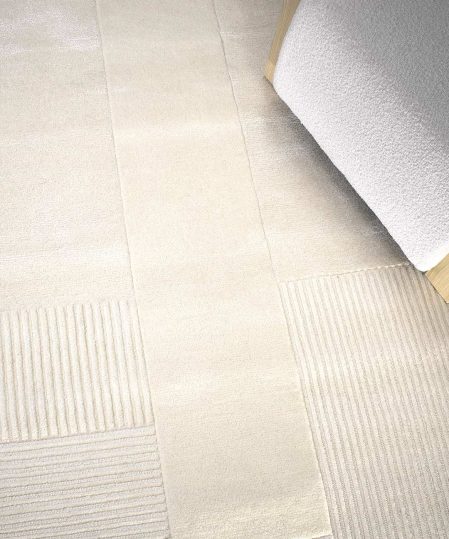 Foster-Alphine-wool-rug-Ivory-White-stans-rug-centre-corner