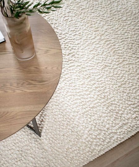 boucle-ivory-rug-texture-wool-art-silk-stans-rug-centre