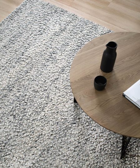 boucle-smoke-grey-rug-texture-wool-art-silk-stans-rug-centre