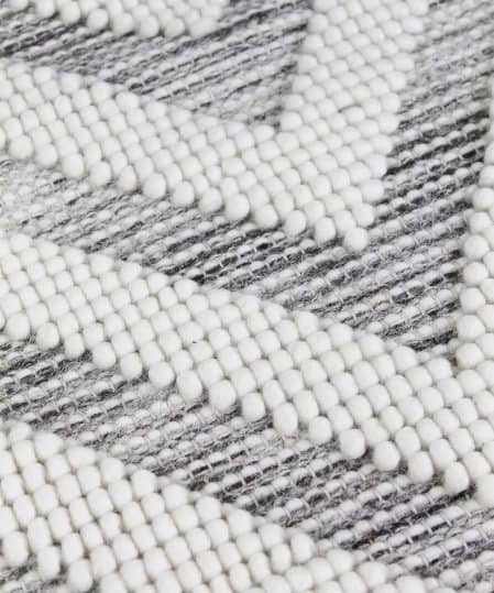 Zamora-ivory-stans-rug-centre-textured-wool-perth-perth-geometric